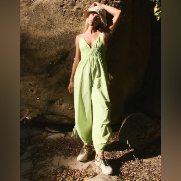 free people 🌹🍍🪴jumpsuit 🍋🟩 - Picture 2 of 7